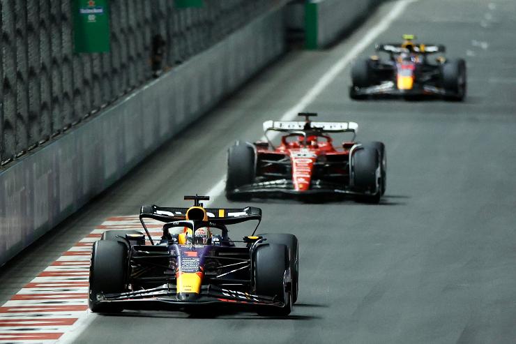 Red Bull e Ferrari nuova battaglia