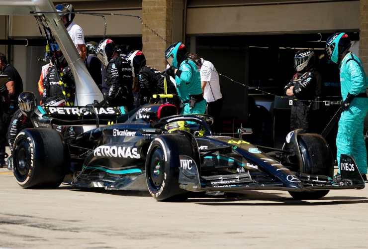 Lewis Hamilton ingaggio stellare