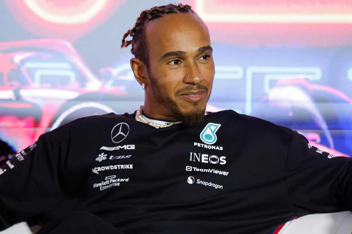 L’ex pilota spiffera il sostituto di Hamilton