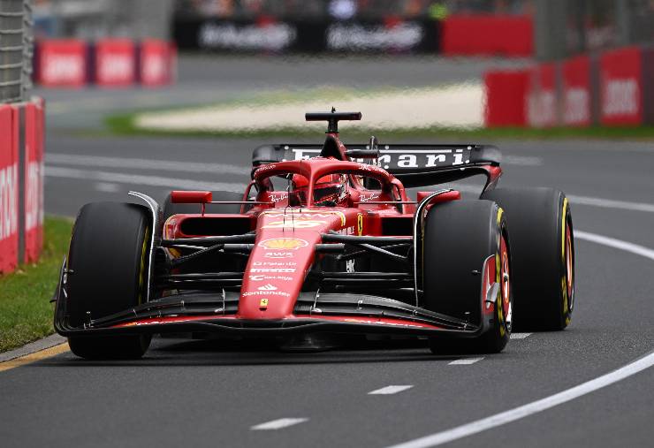 Charles Leclerc delude in qualifica