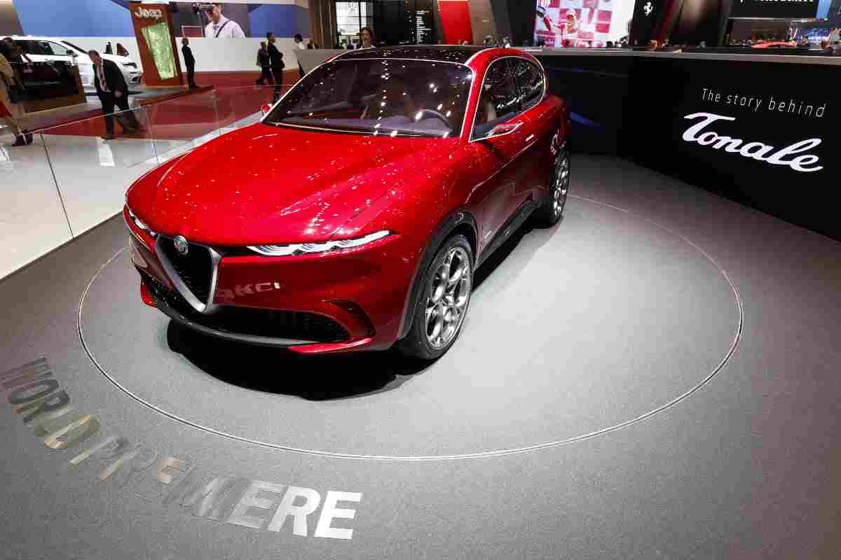 Alfa Romeo Tonale perde con la Dodge