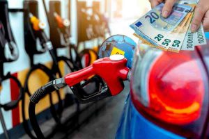 Quanto fate benzina quanti soldi vanno allo stato?