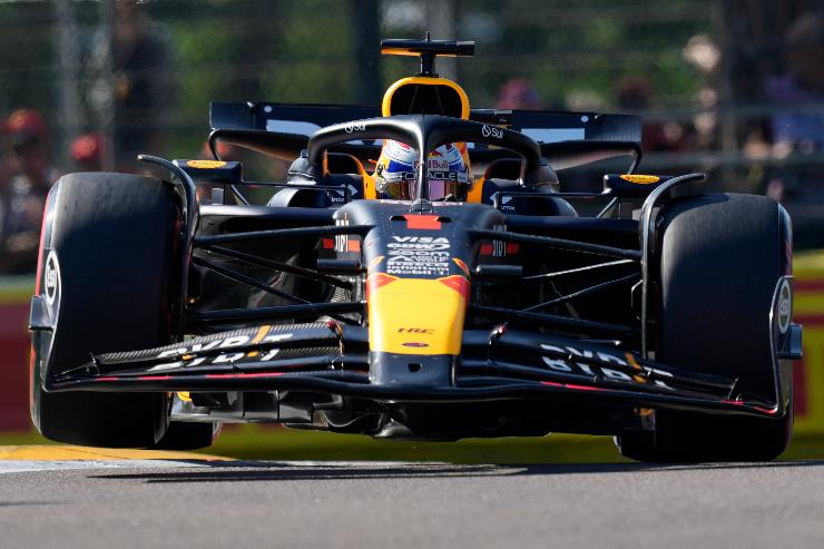 Max Verstappen pole Imola