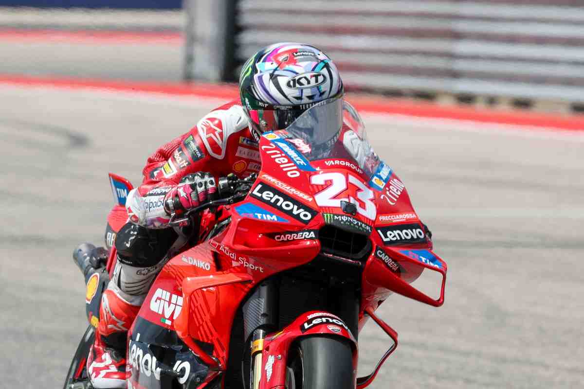 MotoGP Enea Bastianini dalla Ducati all'Aprilia