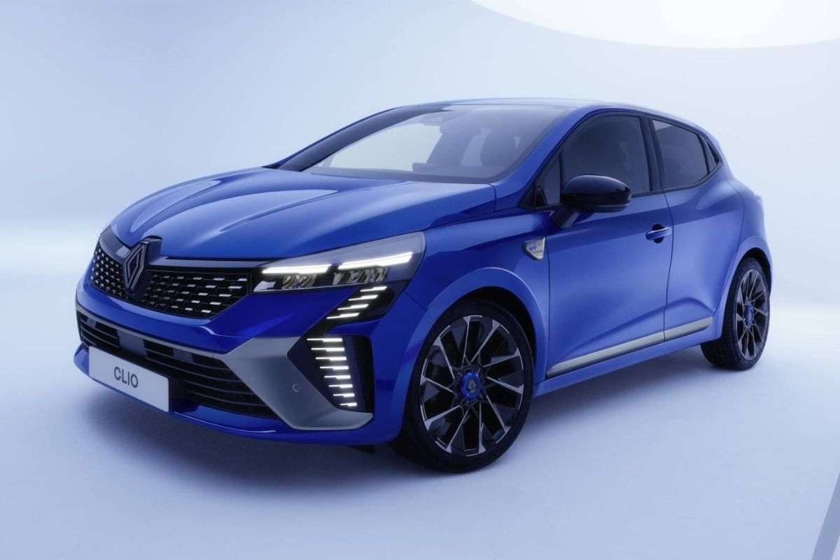 Renault Clio tua con 900 euro ed una mini rata: tutti i dettagli dell'offerta