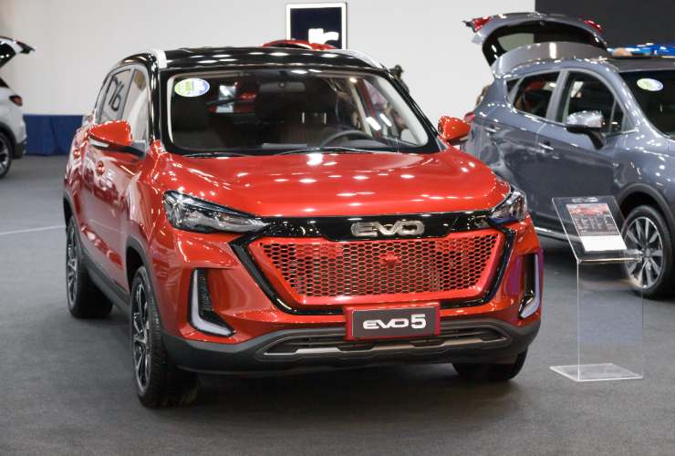 DR Automobiles, le differenze con le EVO