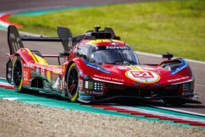 Ferrari 499P Giovinazzi al top