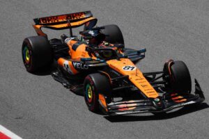 F1 Oscar Piastri netta pole position