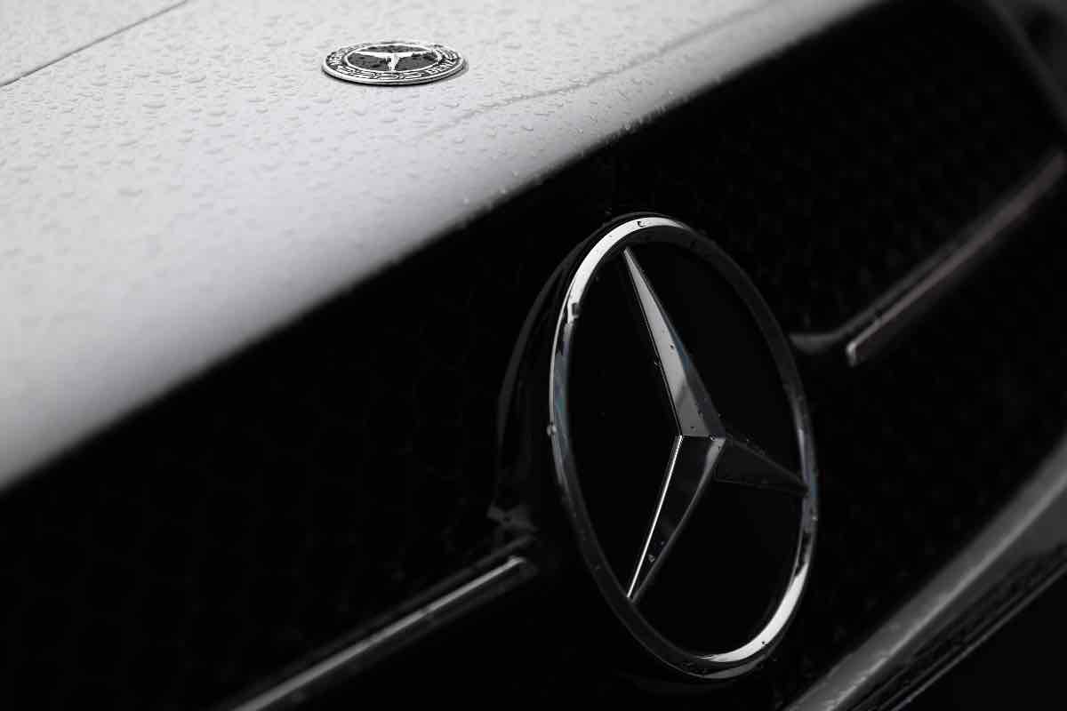 Mercedes la procedura da seguire