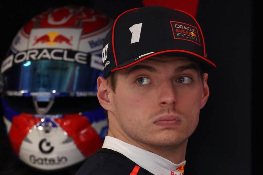 Verstappen passa alla Ferrari