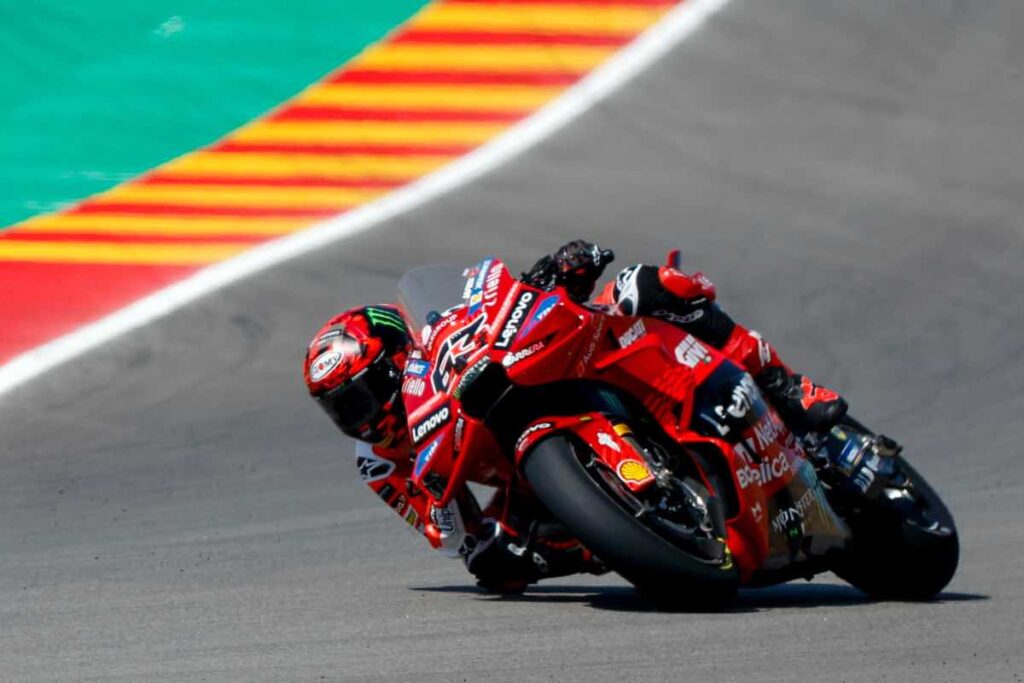 Bagnaia rischia il posto in Ducati
