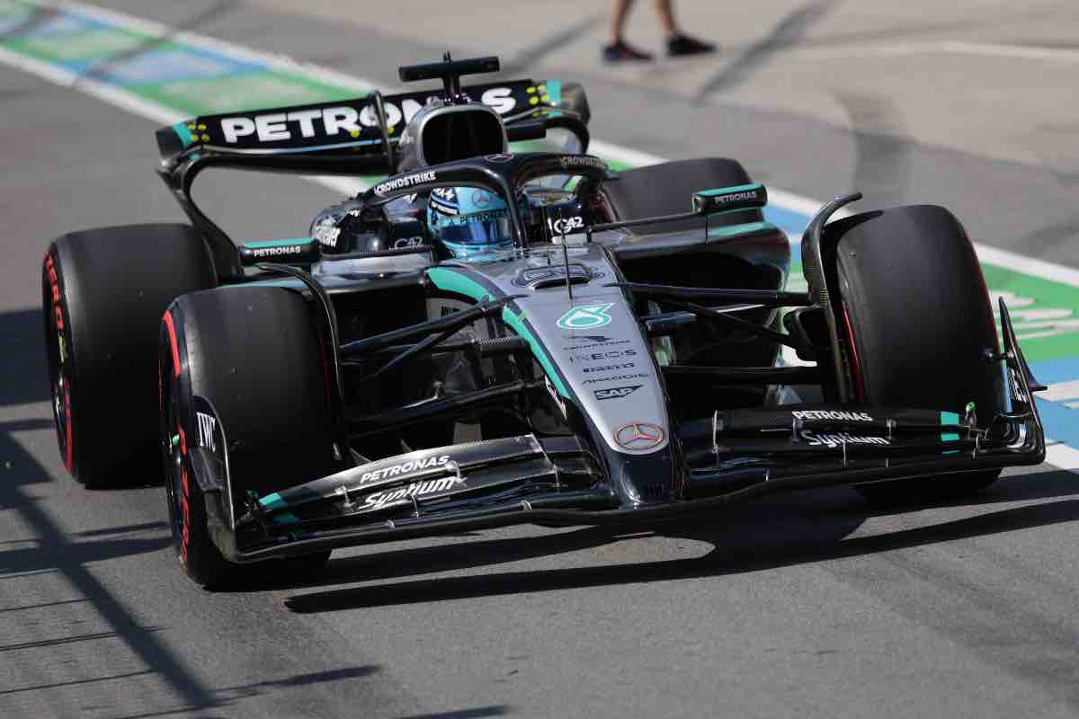 F1 George Russell firma la pole position
