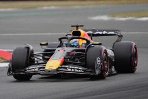 Verstappen continua la telenovela