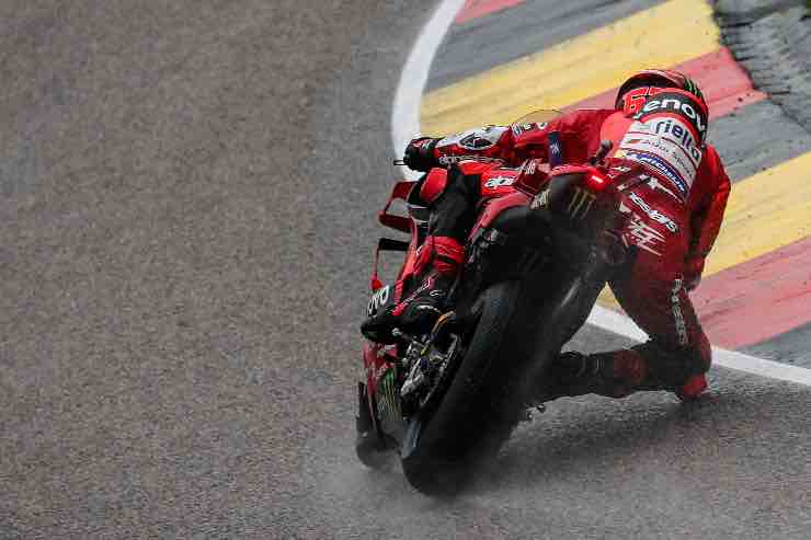 Pecco Bagnaia Lorenzo gli consiglia di andarsene