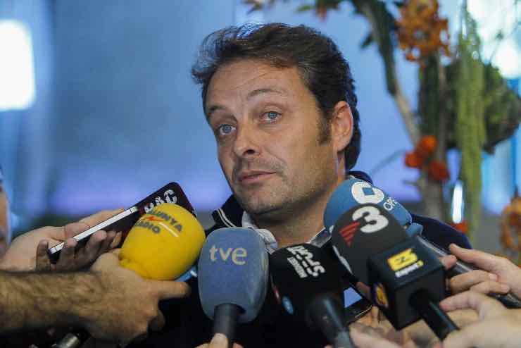 Emilio Alzamora spiega i motivi del divorzio