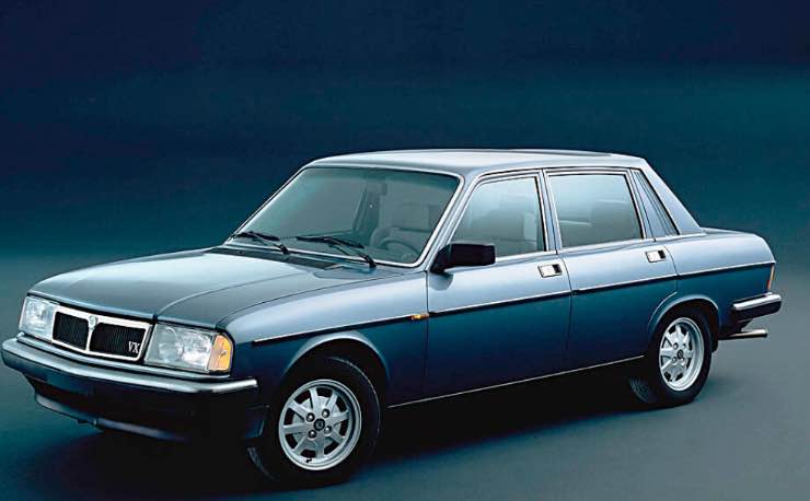 Lancia Beta Trevi fermata dalla FIAT