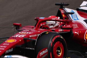 Leclerc il team principal contro di lui