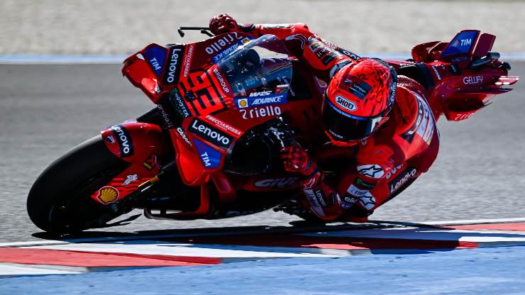 Marc Marquez parla Pol Espargarò