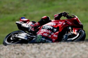 La bordata di Barros alla Ducati