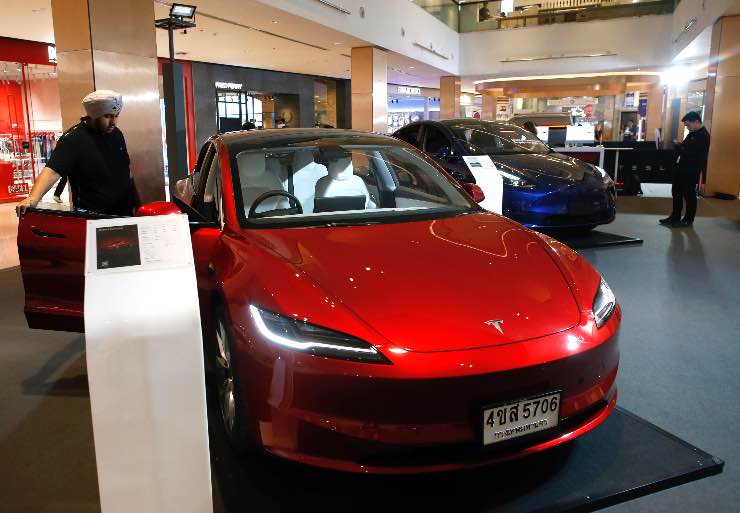 Tesla Model 3 90% di batteria