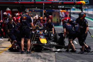 F1 quanto guadagna un meccanico?