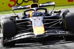 F1 Max Verstappen senza rivali