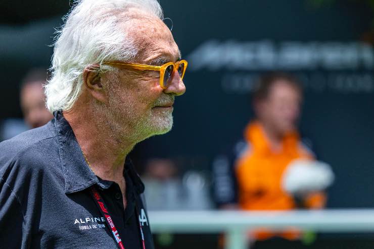Flavio Briatore nega l'arrivo in Ferrari