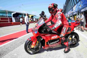 MotoGP, il consiglio di Dovizioso a Bagnaia