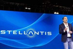 Stellantis vende un altro pezzo d'Italia