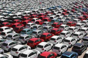 Mercato auto, l'errore che stanno commettendo tutti: ecco perché molti marchi non vendono più