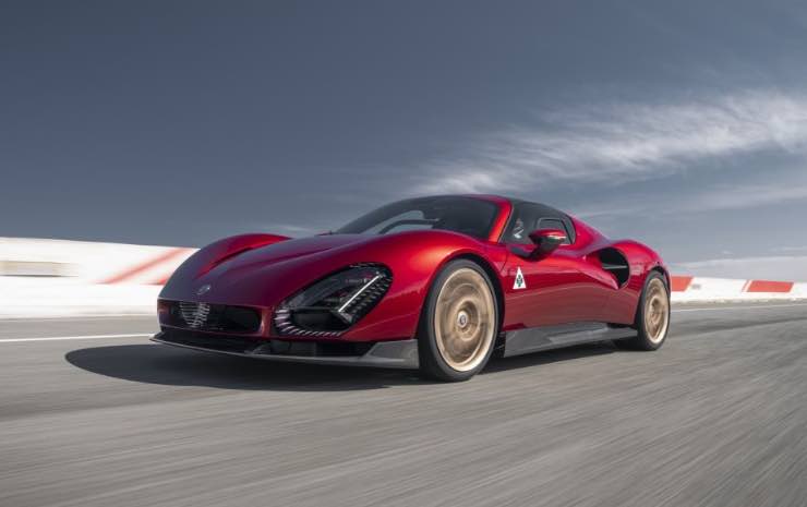 Alfa Romeo supercar arriva la Bottega
