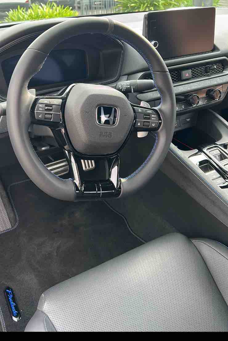 Honda Prelude interni sensazioni di guida