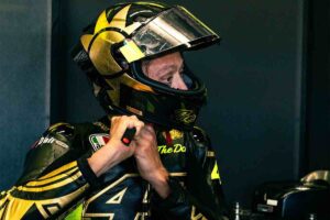 La tuta di Valentino Rossi può essere tua