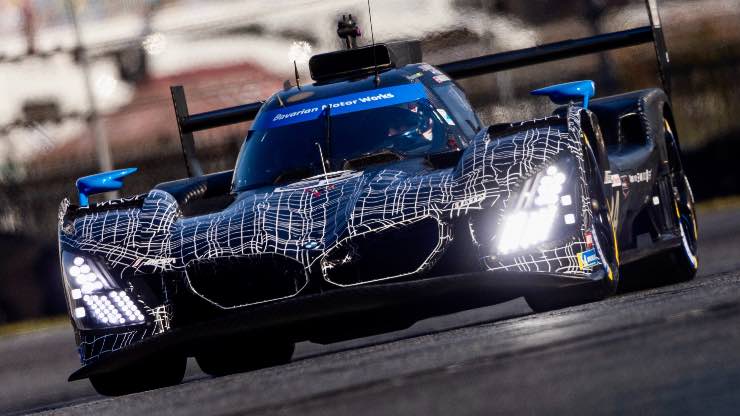 BMW M Hybrid V8 sfuma il sogno