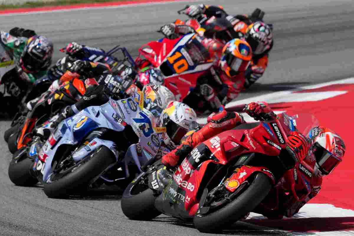 Il flirt tra Alex Marquez e la KTM