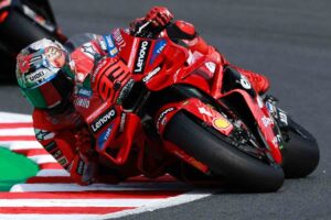 Marquez lascia tutti senza fiato