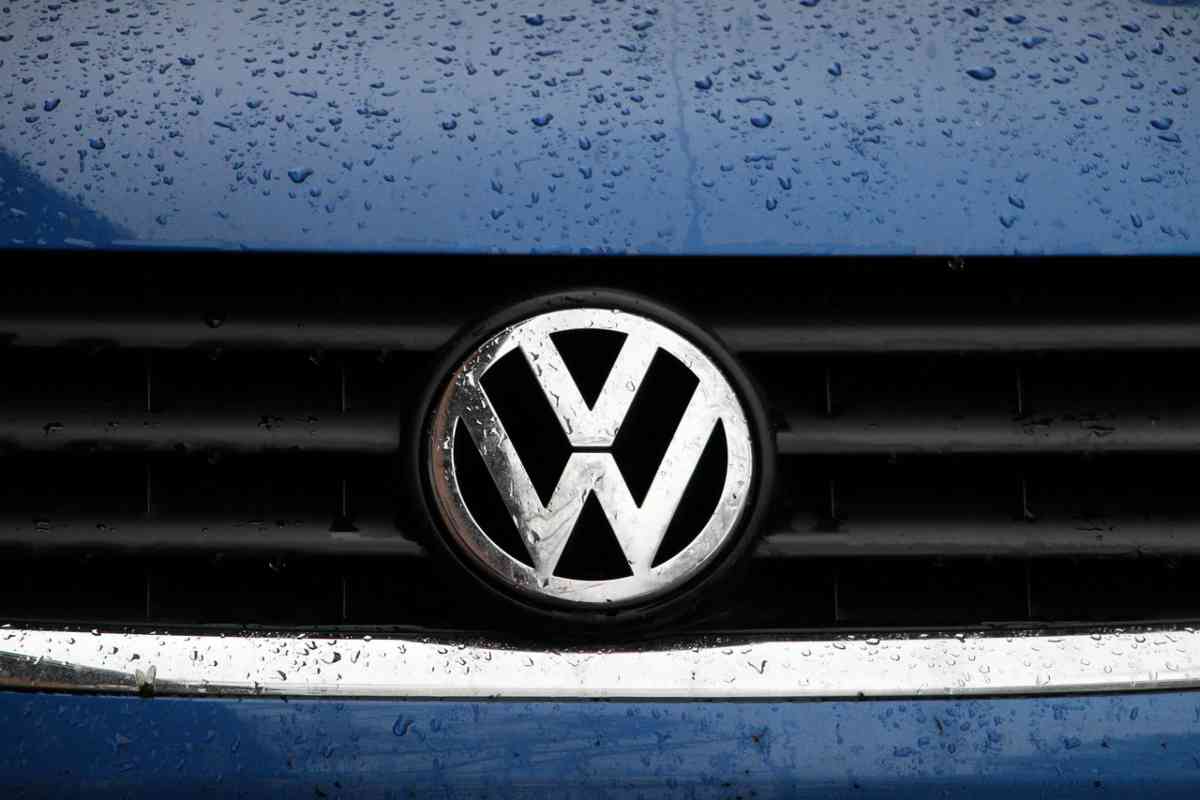 Arriva la Volkswagen più sportiva di sempre: oltre 300 CV per la vettura che ha fatto sognare 3 generazioni