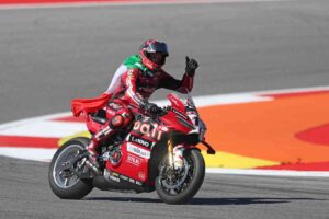 Ducati, un italiano pronto a fare le scarpe a Marquez? Arriva l'autocandidatura a sorpresa