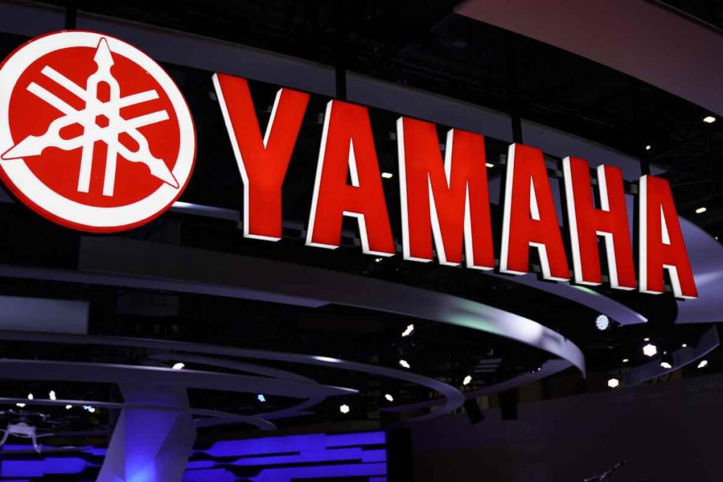Yamaha shock: doppio colpo clamoroso, vuole saccheggiare l'Aprilia