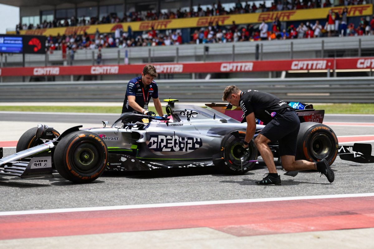 F1, Max Verstappen conquista la pole a Singapore