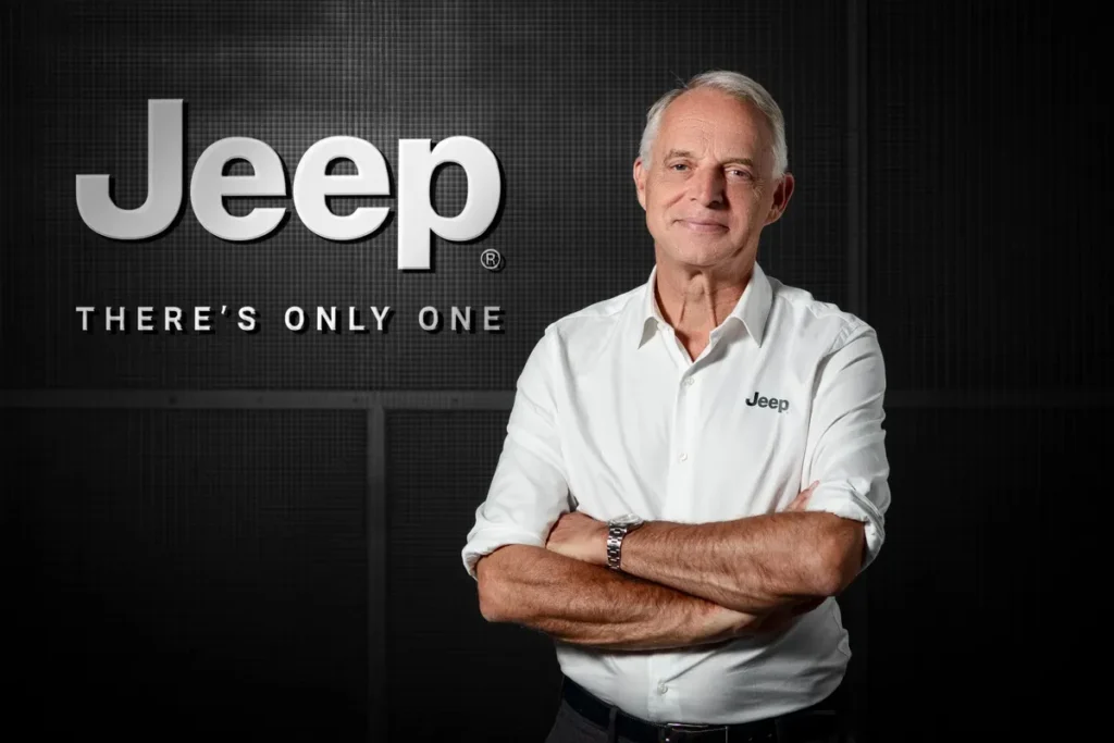 Xavier Peugeot, responsabile Jeep in Europa, nella fotografia ufficiale del marchio